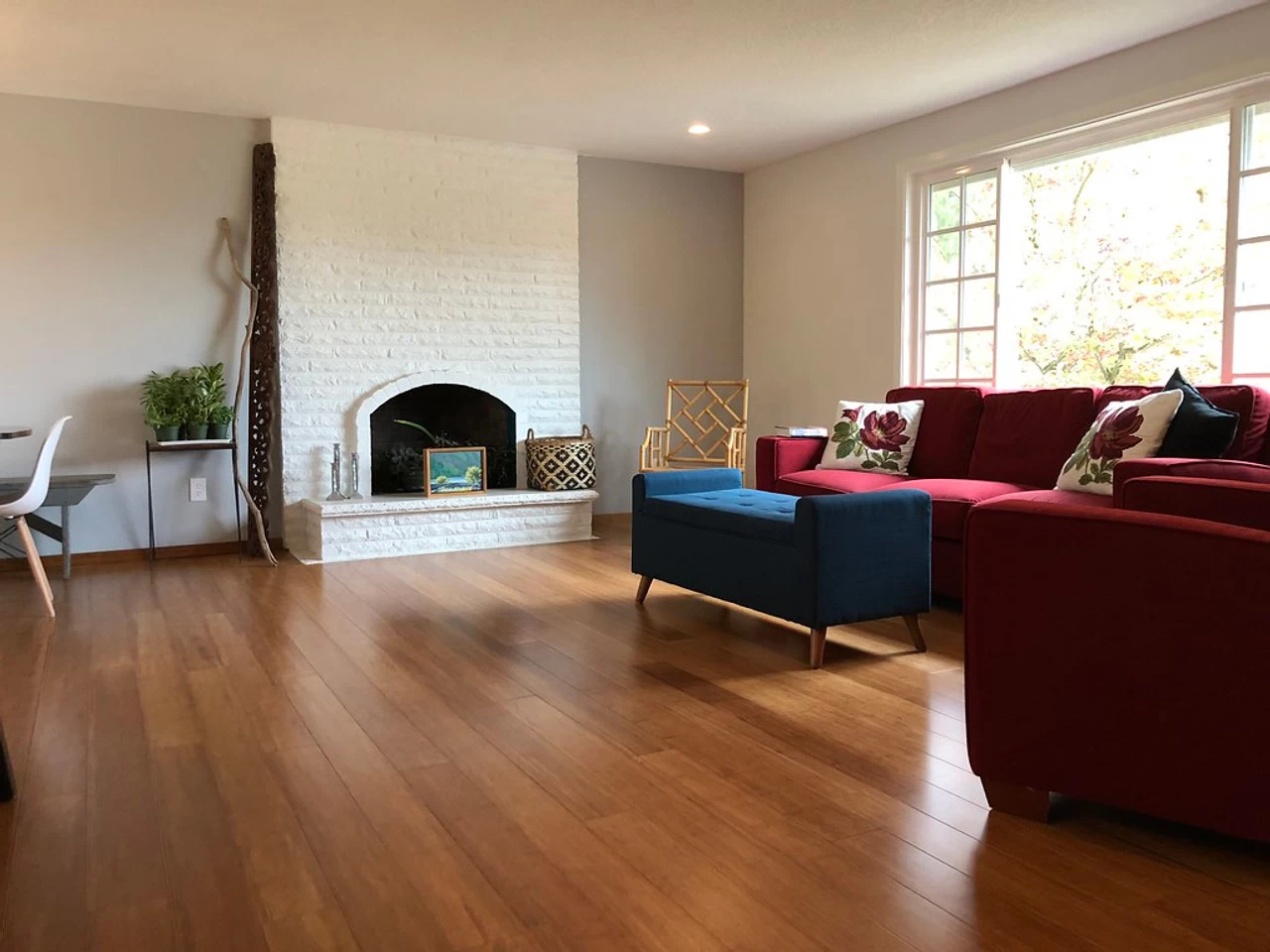 Front Page -Furniture 7004006500 room 2 79291.1646990914